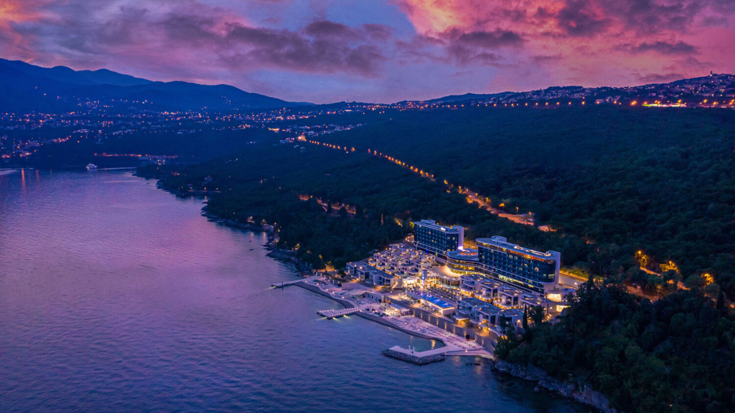 Hilton Costabella night copy